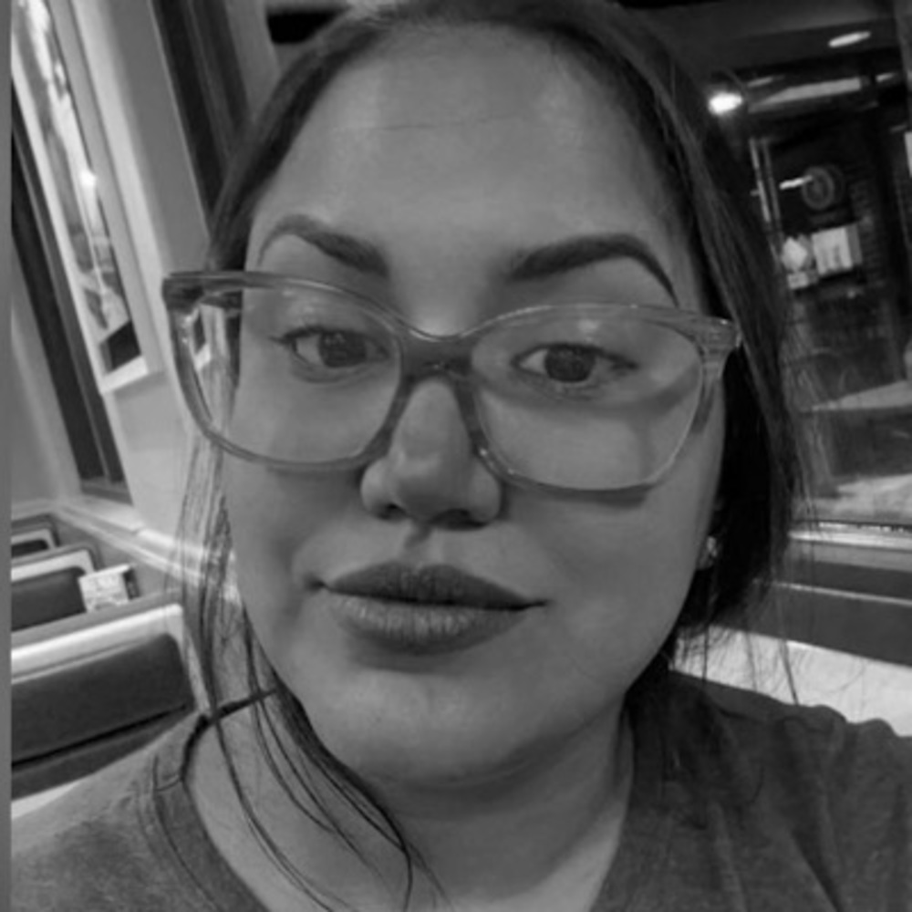 Meet your Posher, Andrea